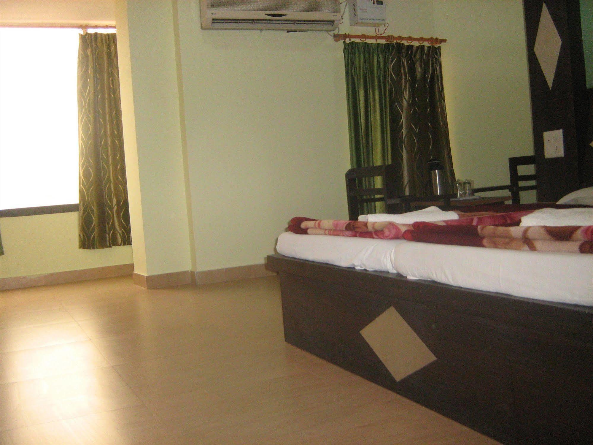 Hotel Gyan Haridwār Exterior foto
