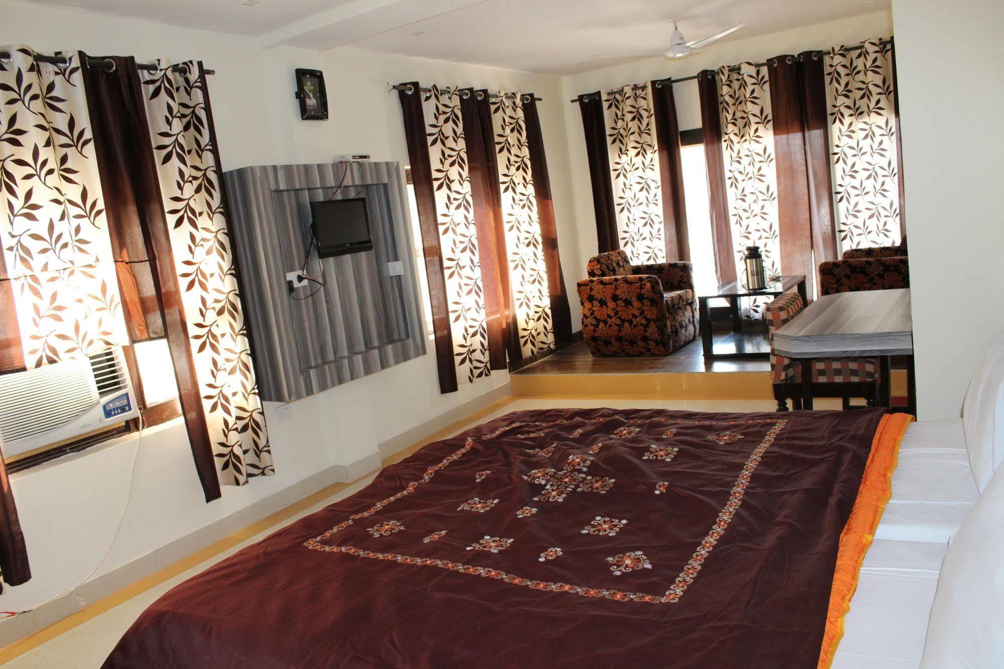 Hotel Gyan Haridwār Exterior foto